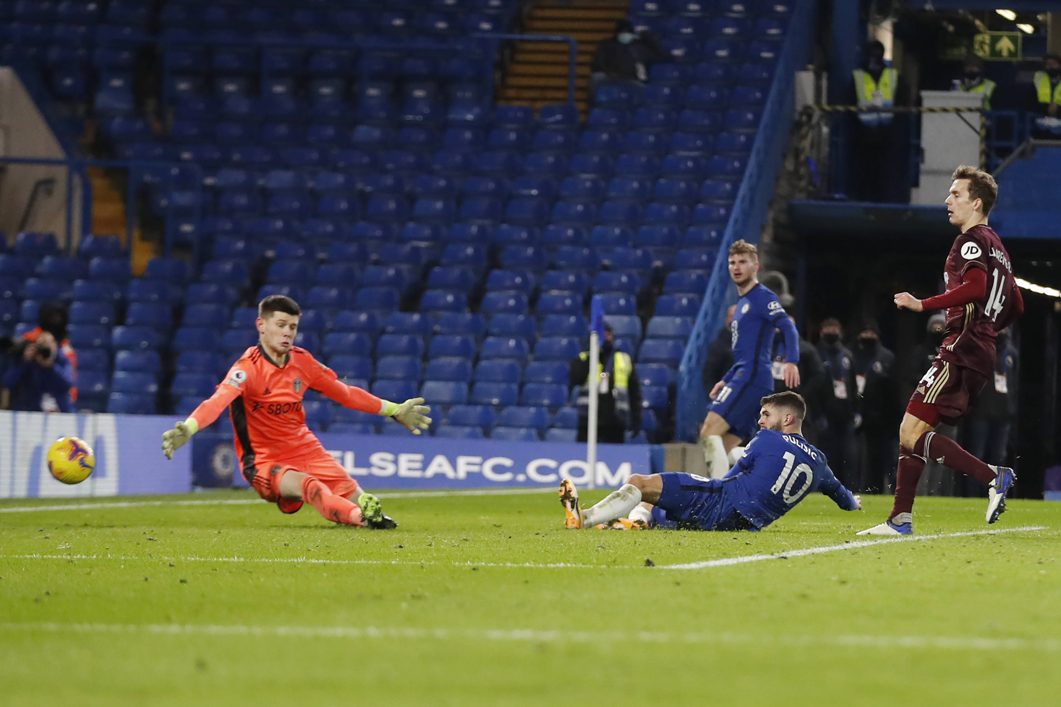 通过高水平 通过高水平